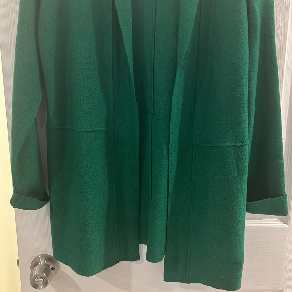 TAHARI Green Cardigan with Pockets - Picture 2 of 8